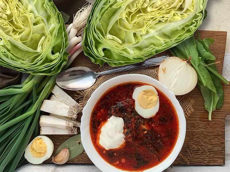 Borscht with pointed cabbage