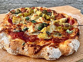 The perfect pizza: airy, fluffy and light - basic pizza dough recipe, just like in Italy